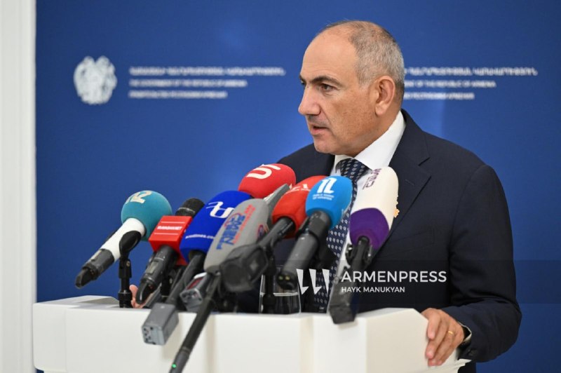Премьер-министр Армении Никол Пашинян на брифинге о северном маршруте