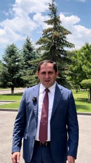 Папикян поблагодарил избирателей Сюника за доверие