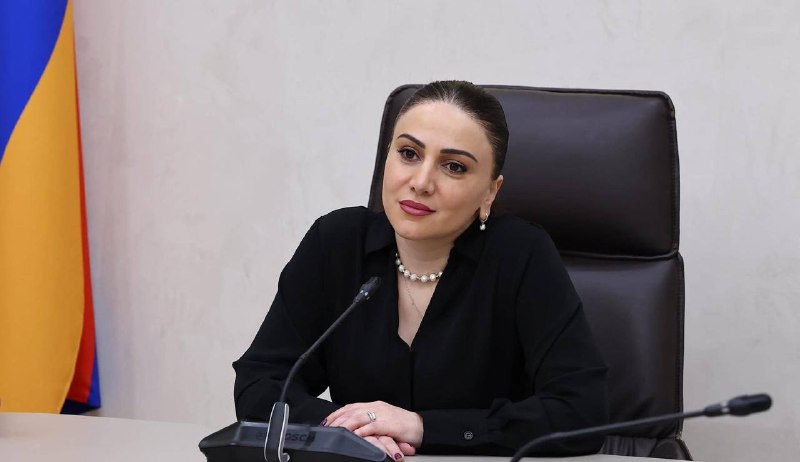 В Сюнике: Арусяк Манавазян выдвинута кандидатом на пост главы фракции «Гражданский договор»