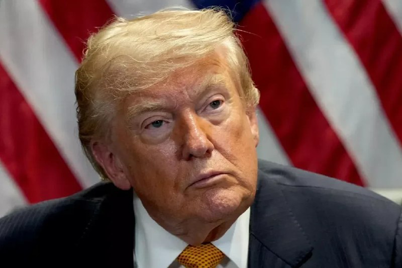 Дональд Трамп выступает с телеобращением о вмешательстве Китая в выборы в США