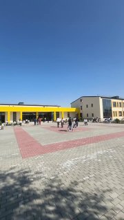 Премьер-министр Пашинян открыл новую школу в селе Покр Веди Араратской области