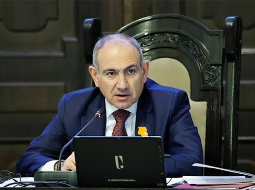 Пашинян призвал оппозицию выйти на площади после выборов в Сюникской области