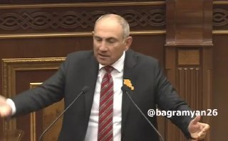 Пашинян призвал оппозицию выйти на площади после выборов в Сюникской области