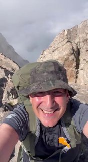 Никол Пашинян поднялся на гору Хуступ в Сюникской области